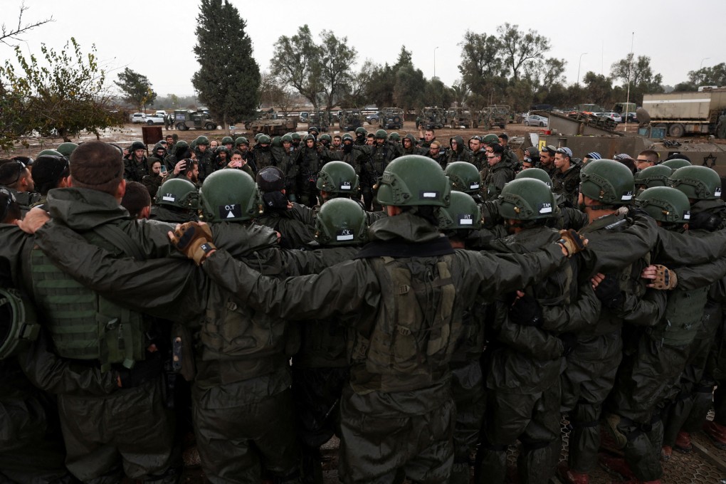 Israeli soldiers prepare to enter the Gaza Strip for operations against Hamas. Photo: Reuters