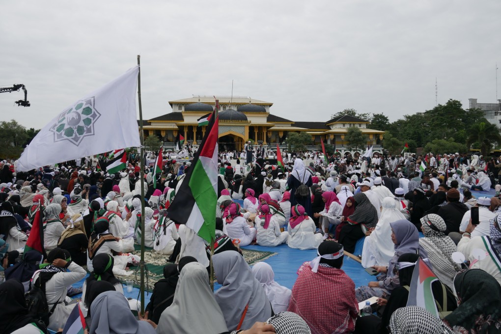 More than 1,000 people including the government, and religious figures from Christianity, Buddhism, Hinduism and Confucian groups attended the Medan rally. Photo: Tonggo Simangunsong