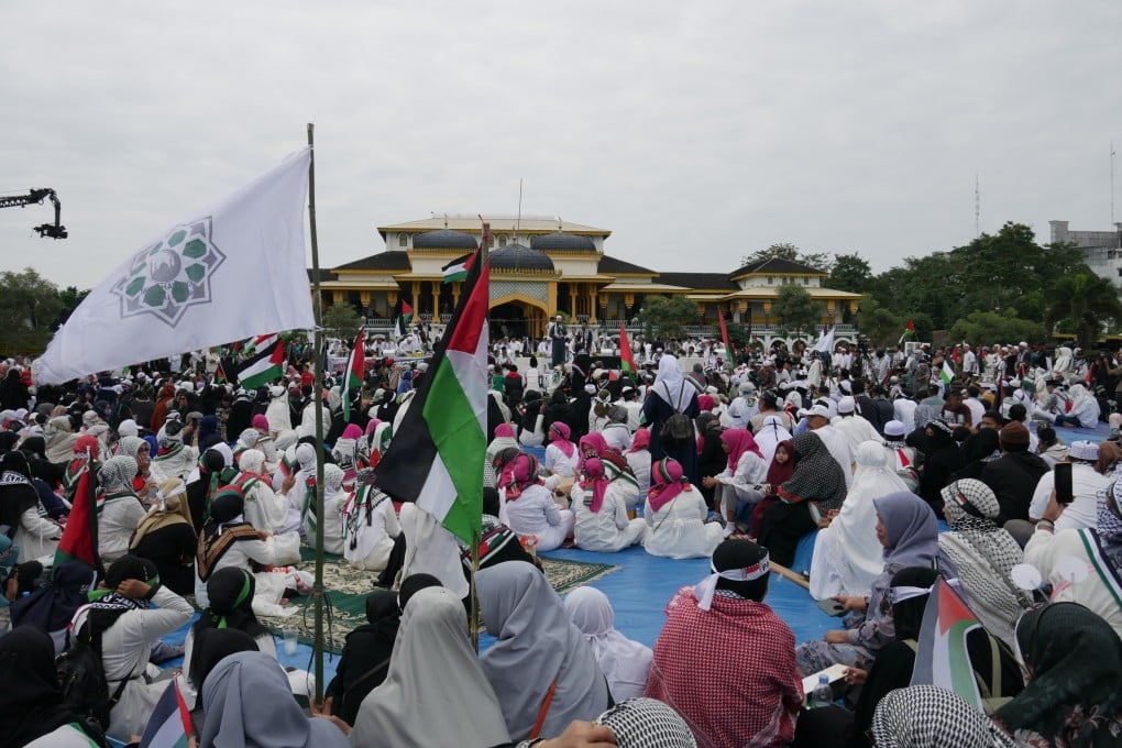 More than 1,000 people including the government, and religious figures from Christianity, Buddhism, Hinduism and Confucian groups attended the Medan rally. Photo: Tonggo Simangunsong