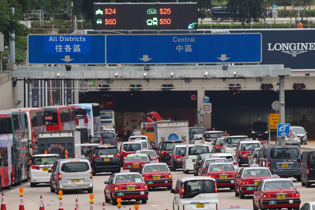 The city needs to explain why thousands of motorists were overcharged at Hong Kong’s Western Harbour Tunnel when new time-sensitive toll charges kicked in. Photo: Jelly Tse