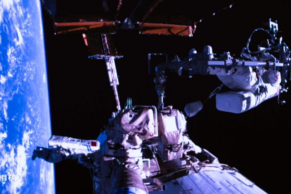 Shenzhou 17 astronauts carry out extravehicular repair work on Tiangong solar panels damaged by space debris. Photo: Xinhua