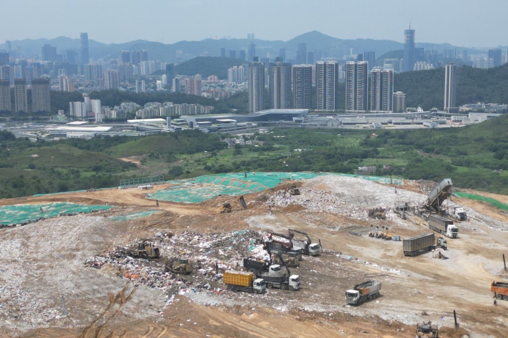 Authorities ordered contractor of North East New Territories Landfill to stop using a garbage tipper after worker’s death. Photo: Felix Wong