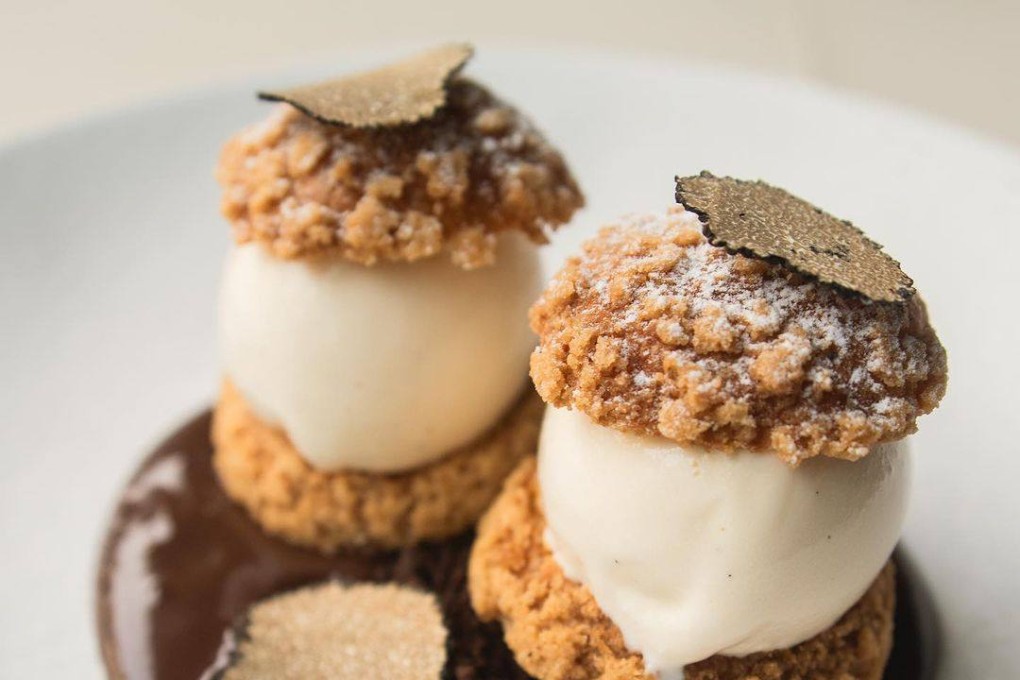 This year, it’s time to cancel some of 2023’s annoying trends and gimmicks: from throwing truffle on everything (above) to outsized tomahawk steaks, four-hands meals and “rock-star chefs”.