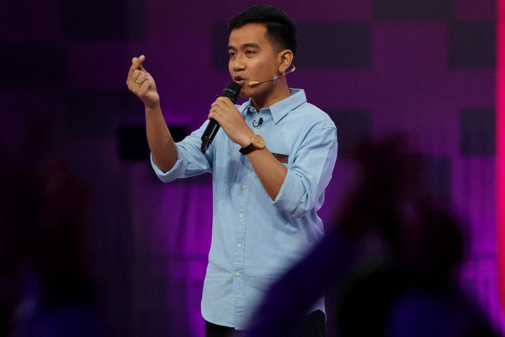 Gibran Rakabuming Raka, a vice-presidential candidate and the eldest son of Indonesian President Joko Widodo, gestures during a televised debate in Jakarta on December 22. Photo: Reuters