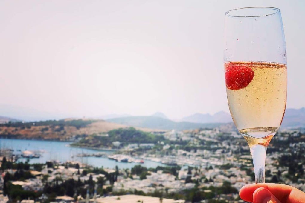 Turkish winery Vinkara has been making sparkling wine since 2009, and its Yasasin (above), made with a grape dubbed the ‘Turkish pinot noir’, won a medal in France for the world’s best sparkling wine in 2020. Photo: Instagram / @vinkarawines