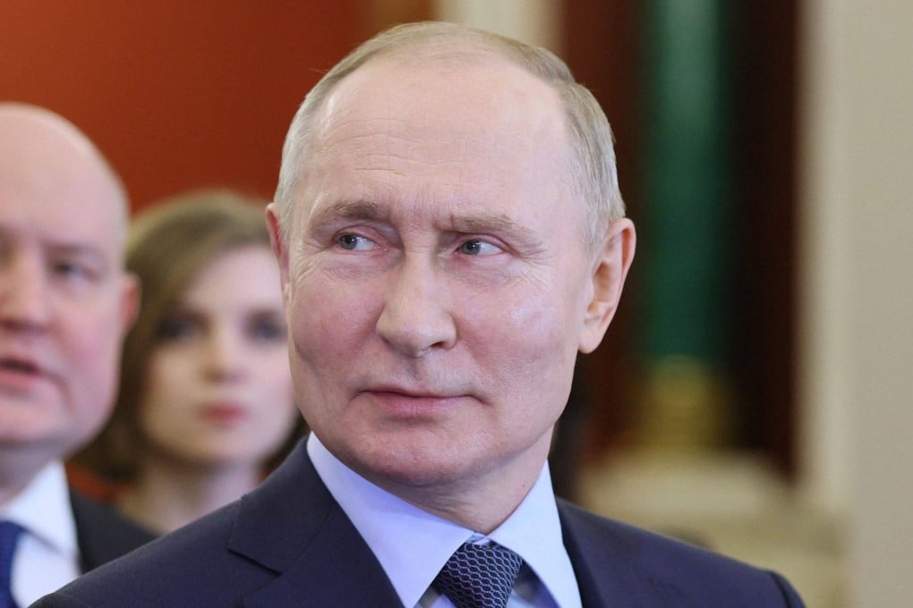 Russian President Vladimir Putin issued a decree allowing people who signed contracts for a minimum of one year during its “special military operation” in Ukraine can apply to get Russian passports for themselves and their spouses, children and parents. Photo: AFP/Pool