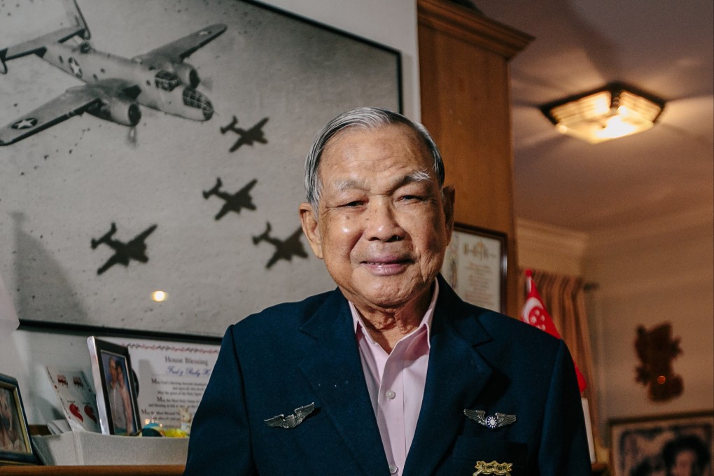 Captain Ho Weng Toh, one of the last survivors of the World War II Flying Tigers, has died, aged 103.