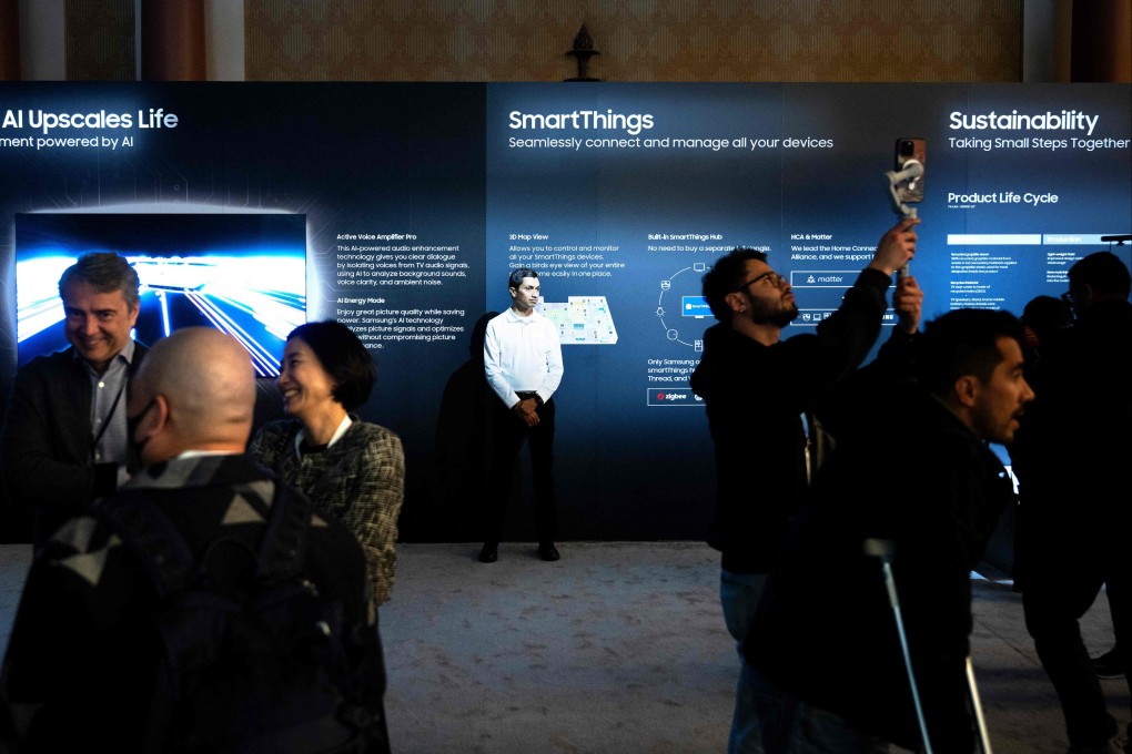Visitors are seen at Samsung Electronics' First Look preview at the Caesars Palace resort, ahead of the opening of the annual CES trade show on January 7, 2024, in Las Vegas. Photo: AFP