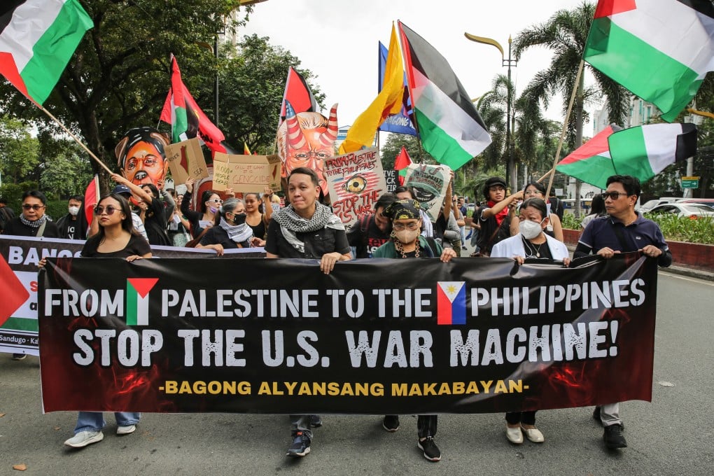 Protesters march to the US embassy in Manila during a rally in support of the Palestinian people on November 14, 2023. Photo: AFP