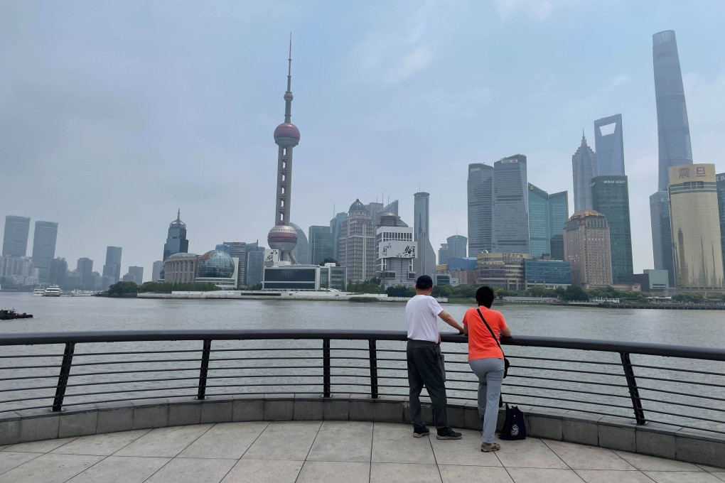 A view of the Lujiazui skyline from The Bund in Puxi, on the banks of the River Huangpu in Shanghai. The vacancy rate in Puxi stood at 31.2 per cent in December, compared with 29.7 per cent three months earlier. Photo: Tracy Qu