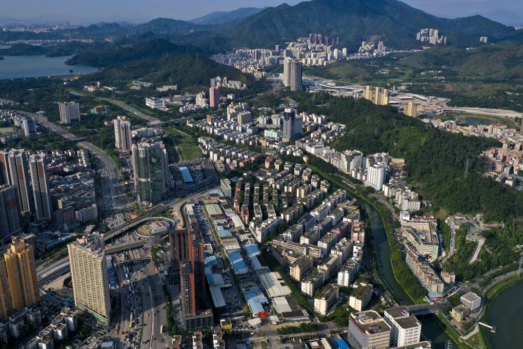An aerial view of Shenzhen. A source said the return of a multiple-entry visa scheme for Shenzhen residents going to Hong Kong was among the proposals discussed at a high-level exchange in Guangzhou. Photo: Martin Chan