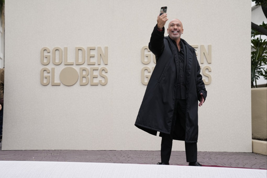 Jo Koy takes a selfie as he rolls out the red carpet during the Golden Globe Awards press preview in Beverly Hills, California, on January 4. Photo: AP