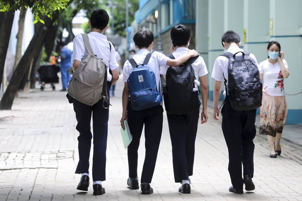 Hong Kong school students. Authorities are looking to make permanent a reporting hotline for principals to flag urgent mental health cases. Photo: Dickson Lee