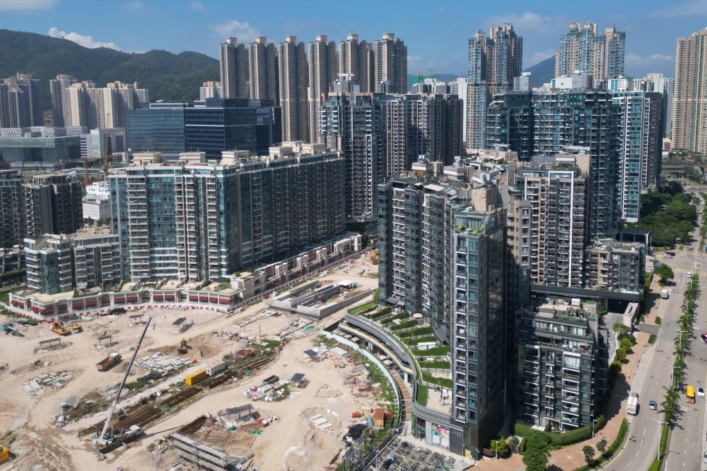 Corinthia by the Sea and Ocean Wings at Tseung Kwan O, both under construction in September 2023. Photo: May Tse