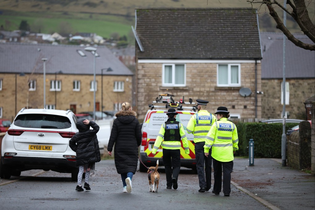 Police patrol the streets of Stalybridge on December 28, 2023. The abuse of youngsters in Rochdale between 2004 and 2013 was repeated in a string of other scandals uncovered in recent years in British towns and cities including Rotherham, Oldham and Oxford. Photo: EPA-EFE