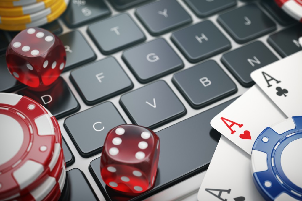 Fourteen Chinese nationals among 17 held for running an online gambling syndicate in Malaysia. Photo: Shutterstock