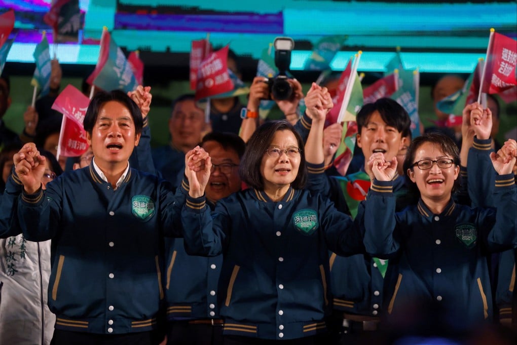 Taiwanese President Tsai Ing-wen flanked by Vice-President William Lai and his running mate Hsiao Bi-khim at a campaign rally in New Taipei City on election eve. Photo: Reuters