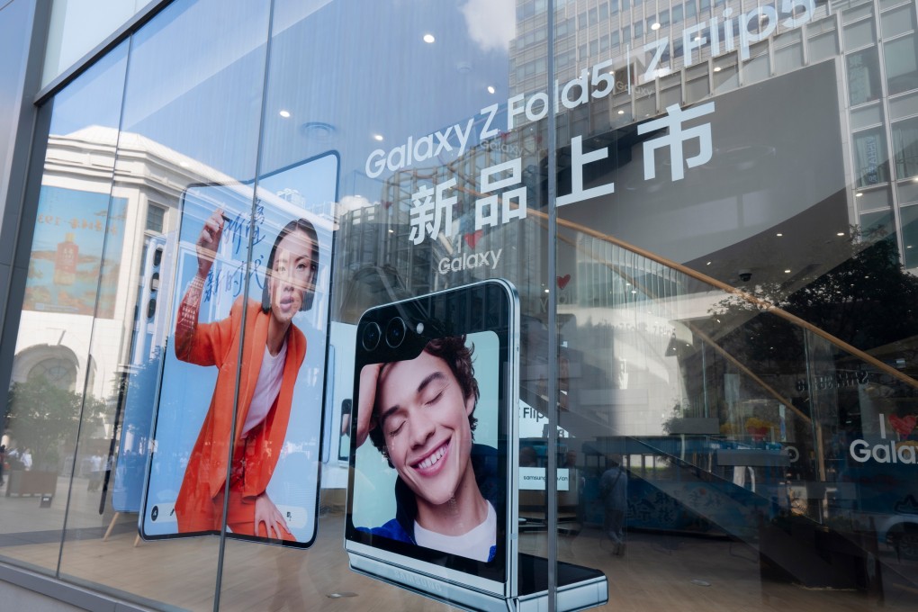 Samsung Electronics’ Galaxy Z Fold5 and Z Flip5 3D foldable smartphone displays are seen at the company’s flagship store in Shanghai on October 23, 2023. Photo: Shutterstock