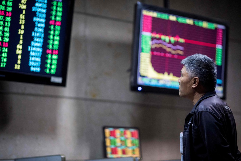 China’s cratering stock prices have affected investor sentiment who want the ordeal to end. Photo: AFP