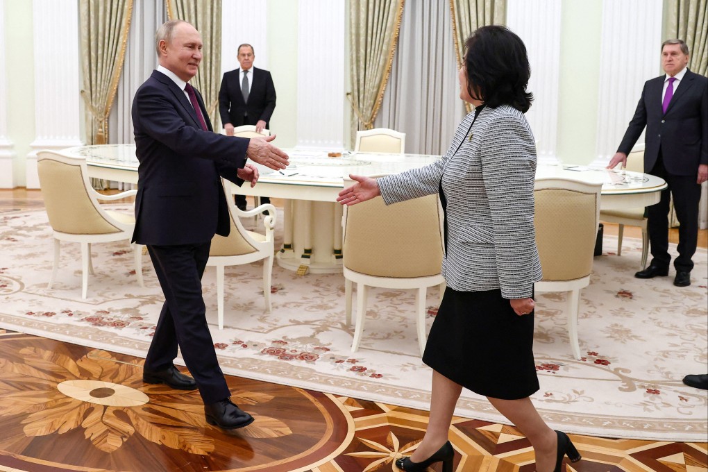 Russian President Vladimir Putin welcomes North Korean foreign minister Choe Son-hui to Moscow on January 16. Photo: Reuters