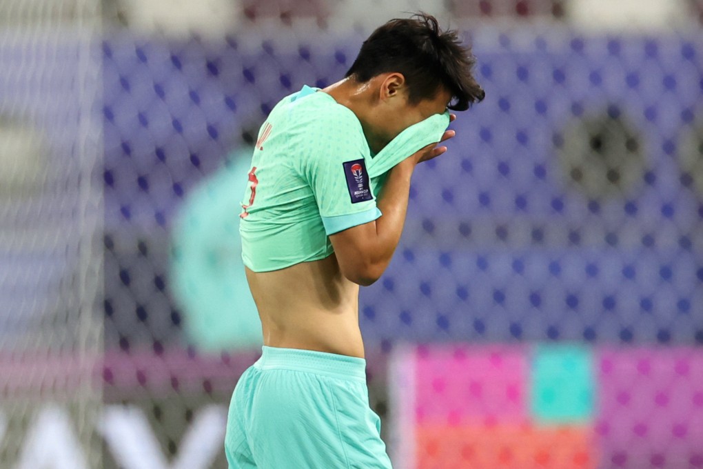 Wu Lei of China cuts a dejected figure after the Group A loss to Qatar. Photo: Xinhua
