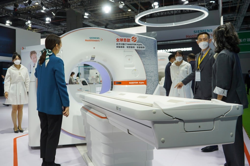 A CT scanner from German firm Siemens is displayed at the medical equipment and health care products exhibition area of the fifth China International Import Expo in Shanghai. Photo: Xinhua