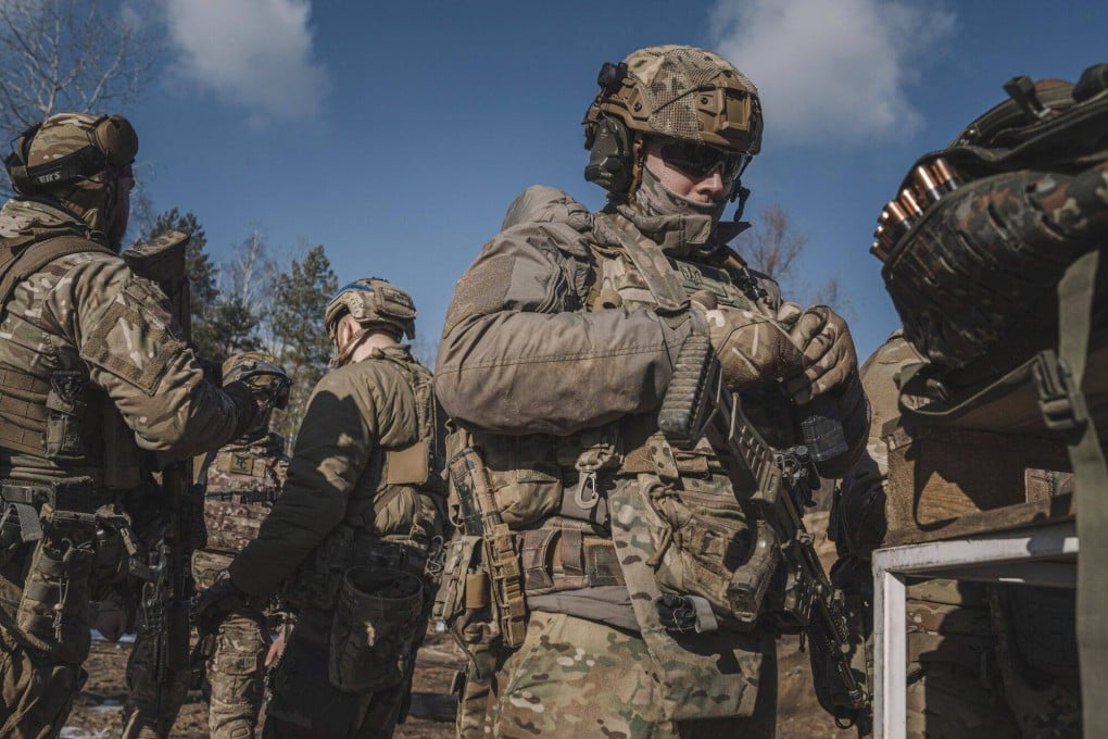 Members of the military intelligence unit of Ukraine’s Armed Forces train at an undisclosed location in Ukraine on January 29. Photo: Bloomberg
