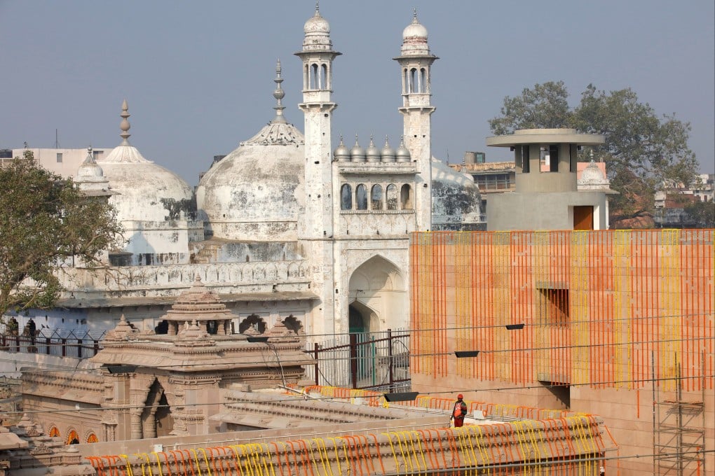 An Indian court permitted Hindu worshippers to pray inside a mosque in the city of Varanasi. Photo: Reuters