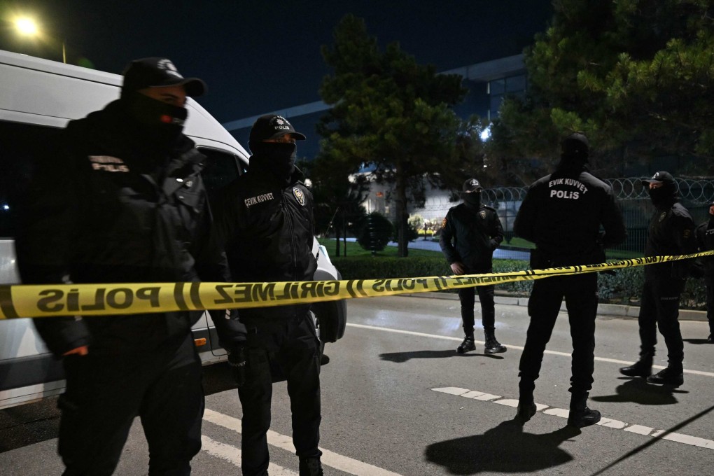 Turkish anti-riot police officers block the street during a hostage situation in Istanbul on Thursday. Photo: AFP