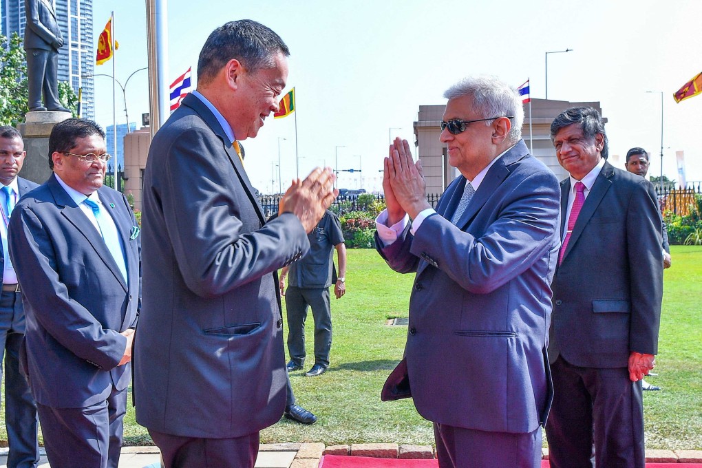 Sri Lankan President Ranil Wickremesinghe (right) welcomes Thailand’s Prime Minister Srettha Thavisin  in Colombo on February 3. Photo: EPA-EFE