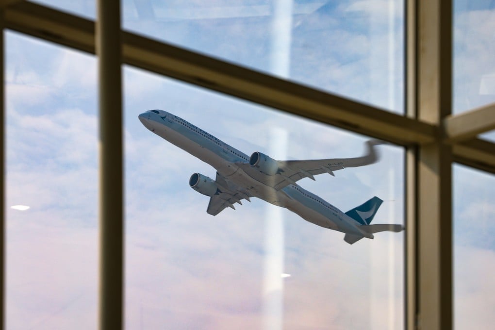 A Cathay Pacific Airways plane takes off at Hong Kong International Airport on January 11. The airline seems to be set on a disappointing downward trajectory. Photo: Dickson Lee