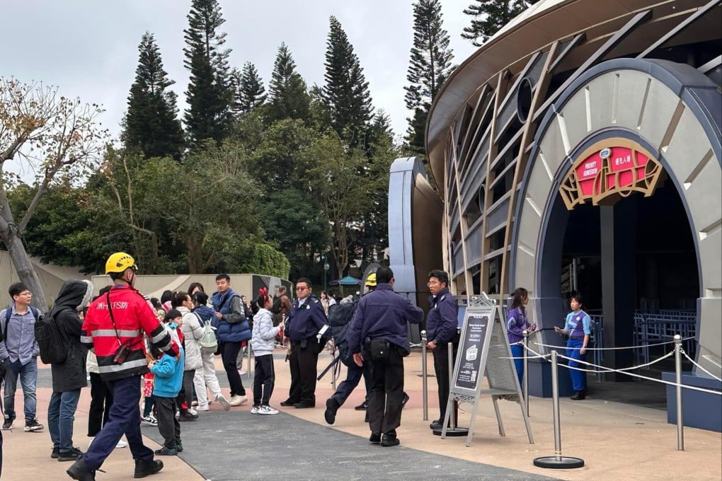 Rescue services were called to Hong Kong Disneyland on Wednesday afternoon. Photo: Facebook/ 我真係好鍾意迪士尼資訊分享群