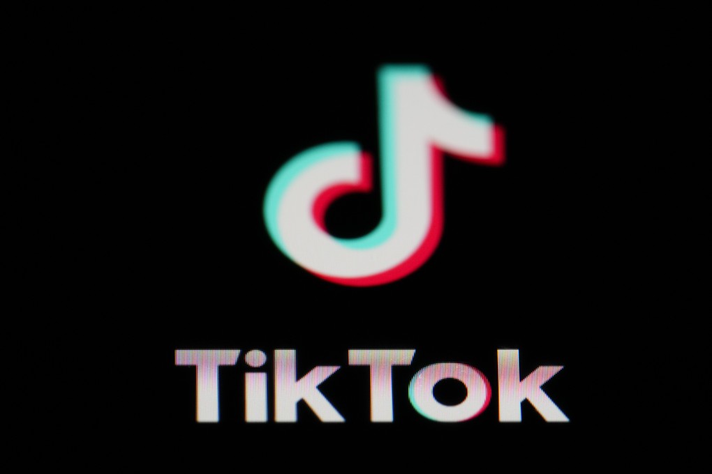 The icon for the TikTok app is seen on a smartphone, Feb. 28, 2023. Photo: AP