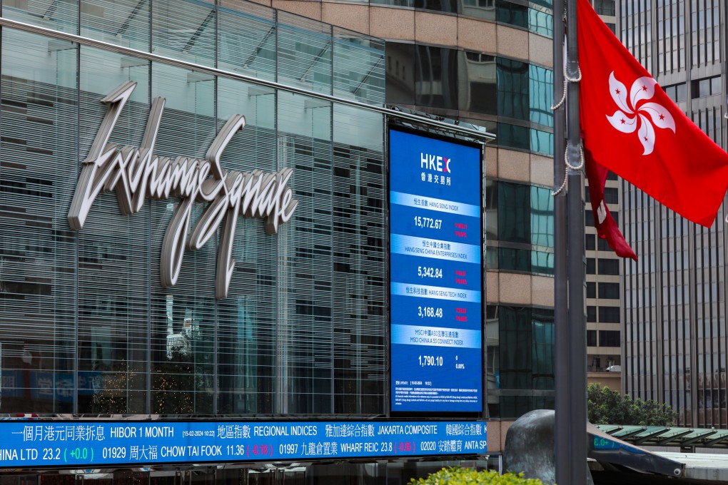 More mainland Chinese companies listed on the Hong Kong stock exchange would benefit both places, DAB says. Photo: Sun Yeung