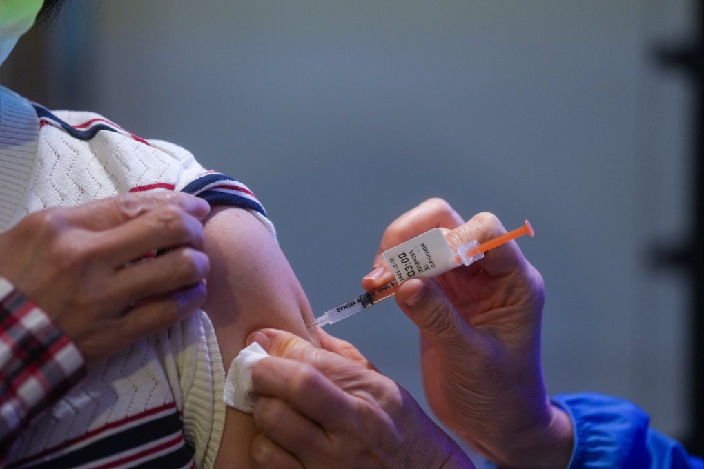 A resident receives a vaccination targeting the XBB variant. The vaccine is already being provided to high-risk priority groups, including the elderly and those with immunocompromising conditions. Photo: Sam Tsang