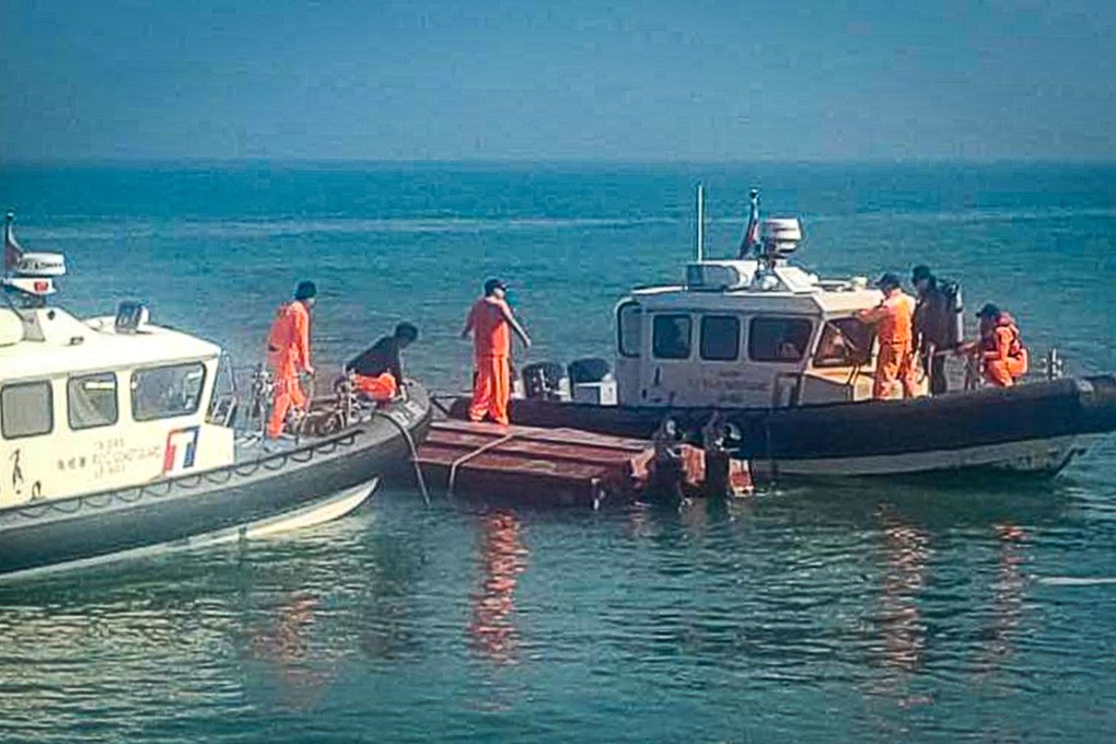 After a February 14 chase by Taiwan coastguard of a mainland fishing vessel ended with the tragic deaths of two men, observers say it highlights the need for more open lines of communication between Beijing and Taipei. Photo: Coast Guard Administration’s Kinmen-Matsu-Penghu Branch