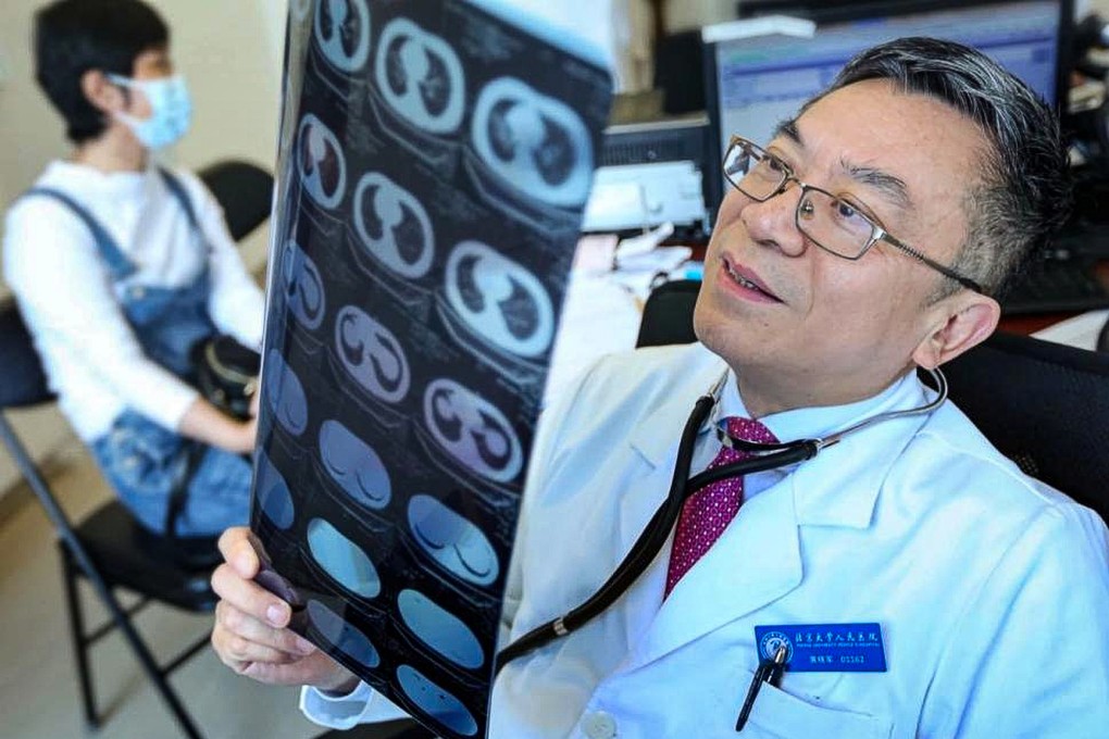 Chinese scientist Huang Xiaojun developed a bone marrow transplant protocol that expanded the pool of donors for leukaemia patients. Photo: Weibo/ @北京大学医学部