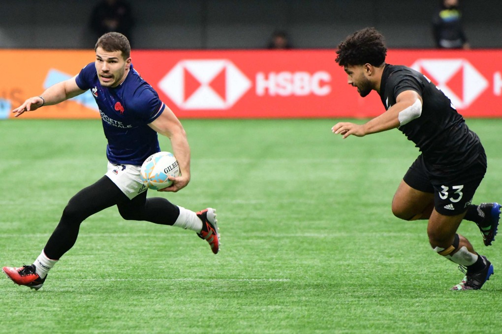 France’s Antoine Dupont (left) in action against New Zealand in the semi-final. Photo: AFP