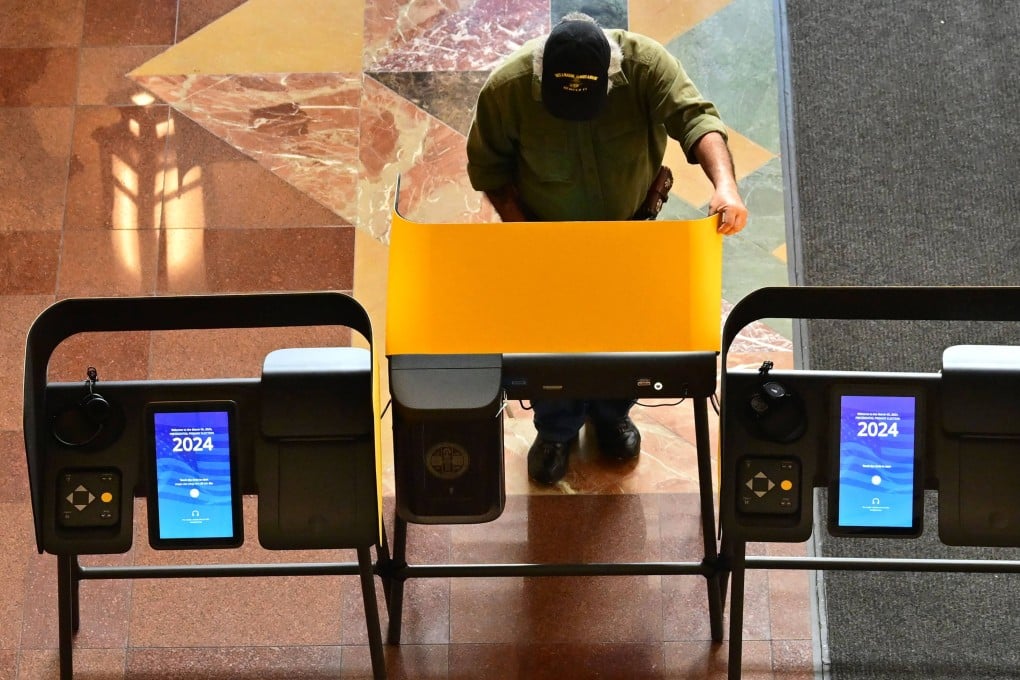 A man casts his ballot during early voting in Los Angeles, California, ahead of Super Tuesday. Photo: AFP