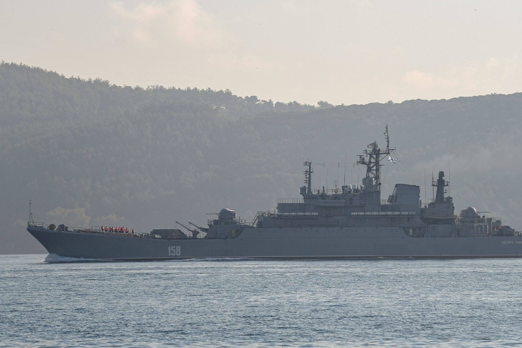 A Russian warship sails through the Bosphorus Strait off the coast of the city of Istanbul. Kyiv said on Tuesday it sunk a Russian warship off the Crimean Peninsula. Photo: AFP