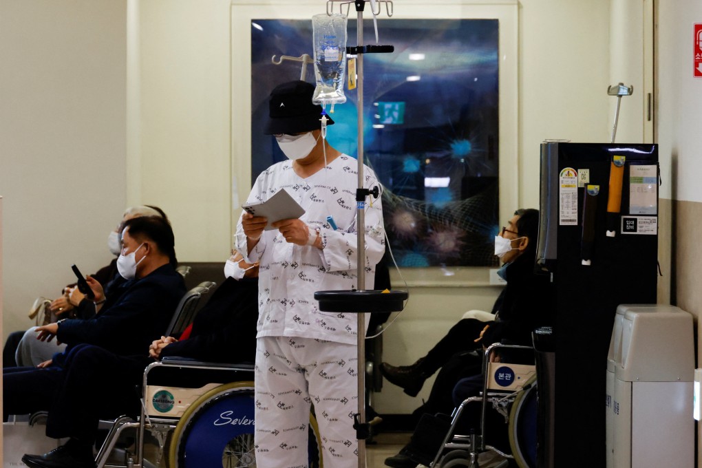 A patient stands at a hospital in Seoul, South Korea. Photo: Reuters
