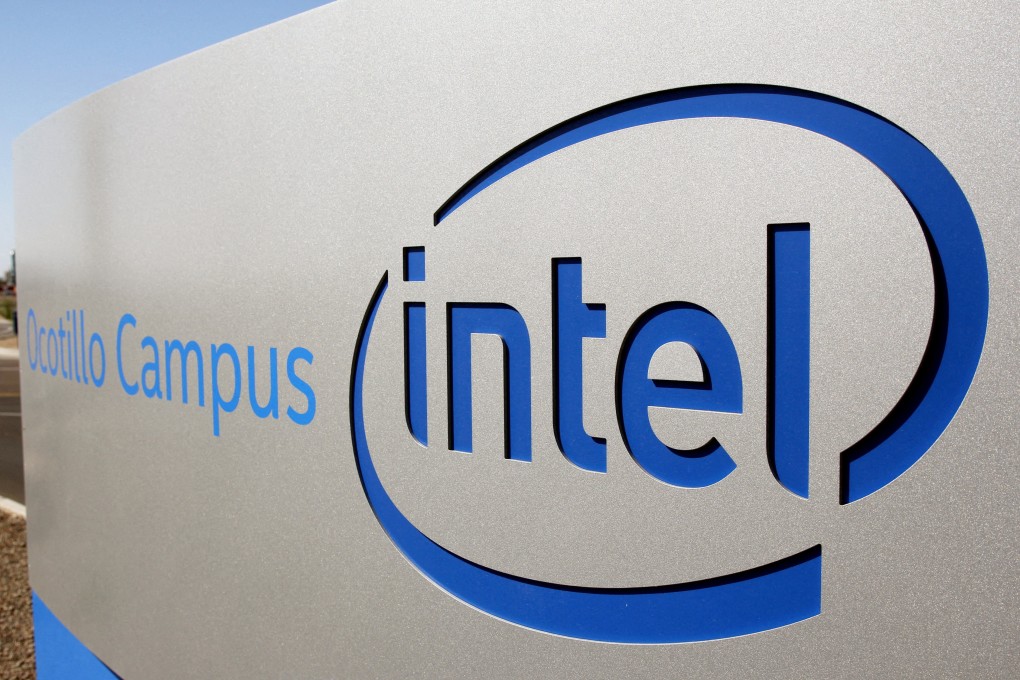 The Intel logo is seen on a sign outside the Fab 42 microprocessor manufacturing site in Chandler, Arizona, in October 2020. Photo: Reuters