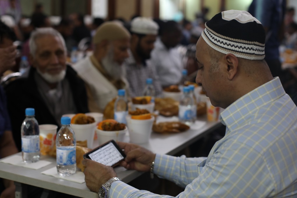 Muslims pray before breaking their fast at Kowloon Mosque in May 2019. Photo: Xiaomei Chen.