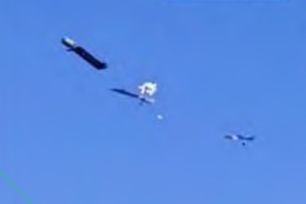 Chinese scientists report they have developed a drone that can rapidly split apart into multiple smaller drones as necessary. Photo: Nanjing University of Aeronautics and Astronautics