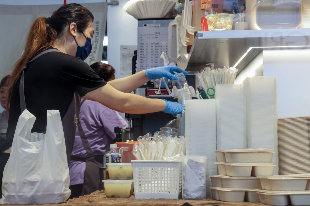 Soon-to-be banned styrofoam food containers at a Hong Kong restaurant. Photo: Jelly Tse