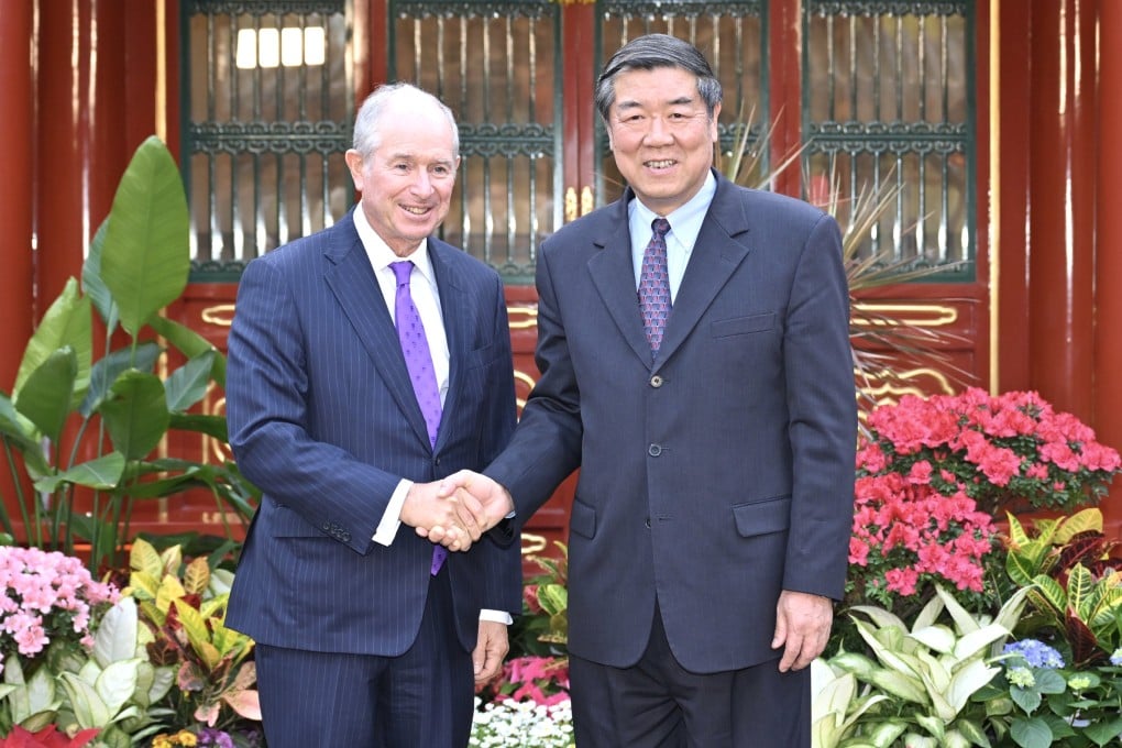 Vice-Premier He Lifeng meets with Blackstone Group chairman Stephen Schwarzman during the China Development Forum. Photo: Xinhua