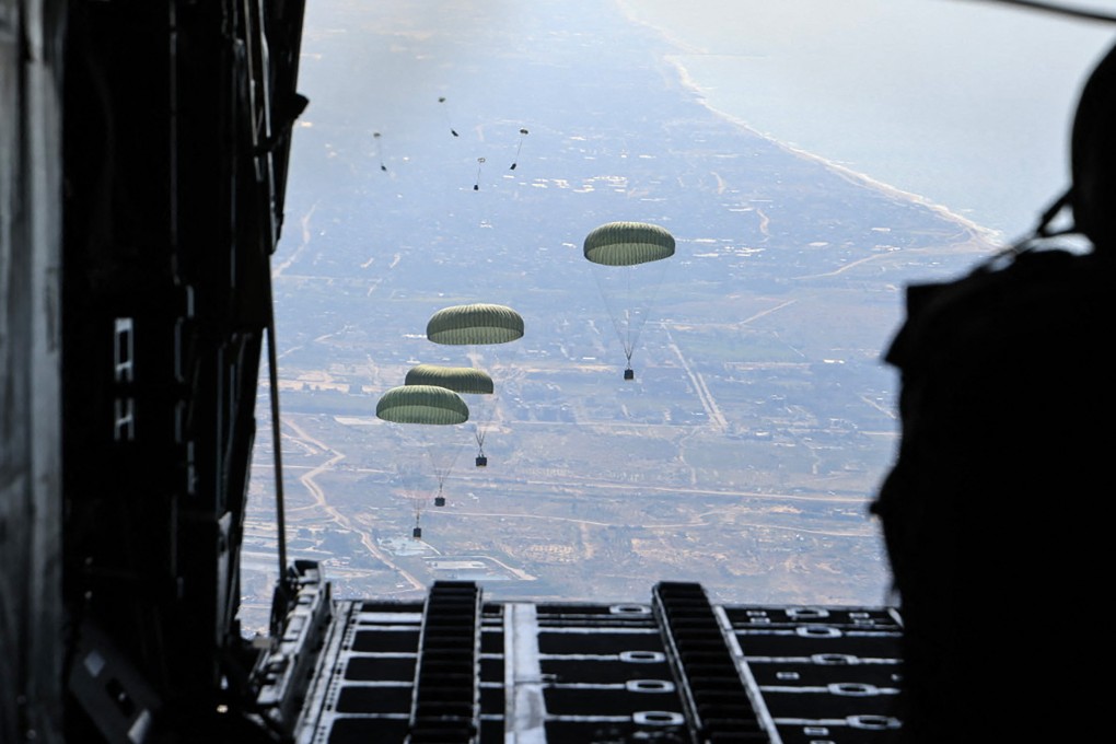 Humanitarian aid is seen being airdropped from a military aircraft over the Gaza Strip. Photo: Jordanian Army via AFP