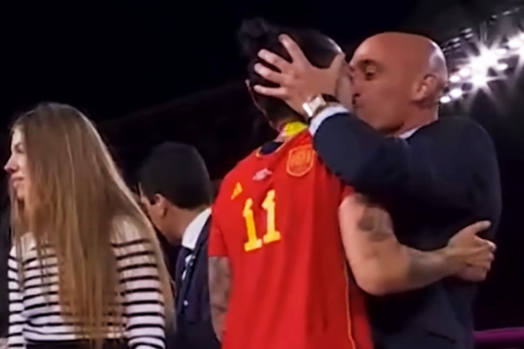 Luis Rubiales kisses Jenni Hermoso on the lips following Spain’s 1-0 victory over England in the Women’s World Cup final in Sydney, Australia on August 20. Photo: SCMPOST