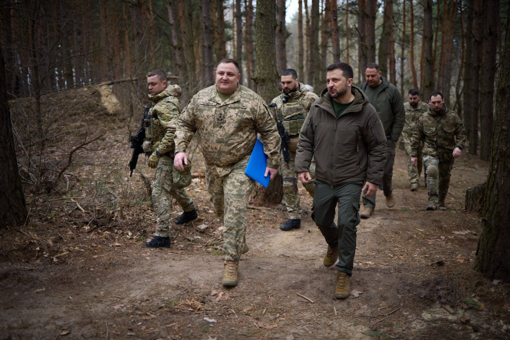 Ukraine’s President Volodymyr Zelensky (right) visits the Sumy region on March 27. Photo: Ukrainian presidential press service/AFP