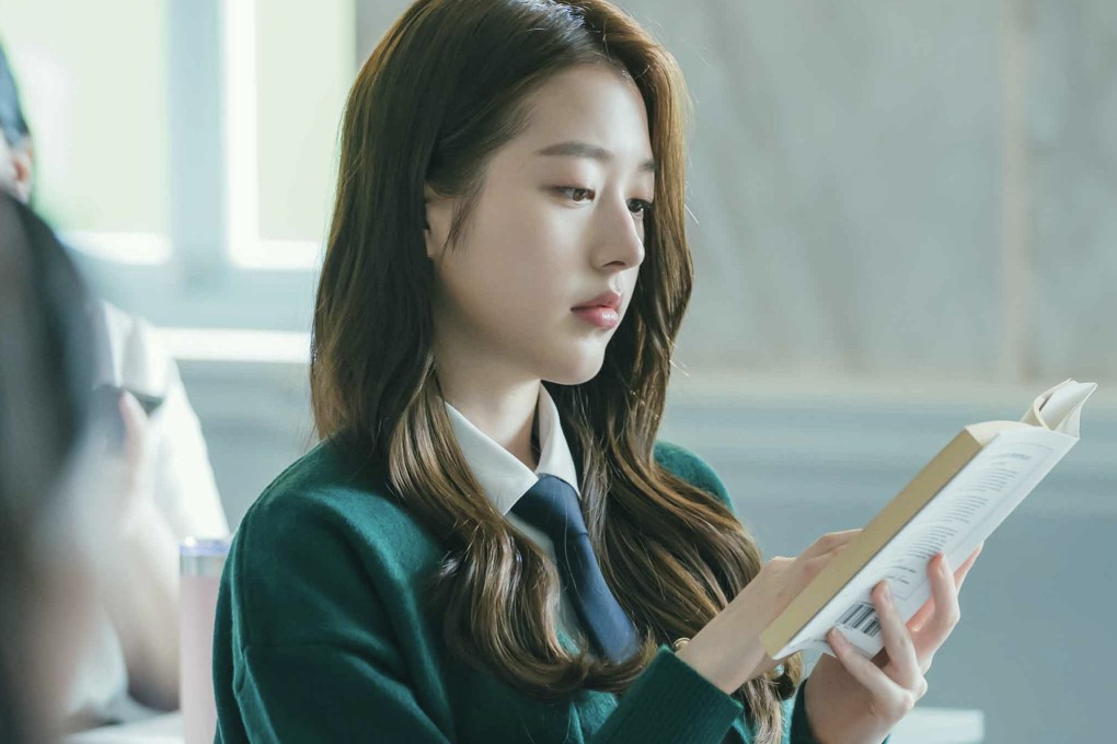 Jang Da-ah plays the role of Baek Ha-rin in Tving’s original series Pyramid Game, which sees a class take part in a monthly voting game that allows those ranked higher to bully those below them. Photo: courtesy of Tving